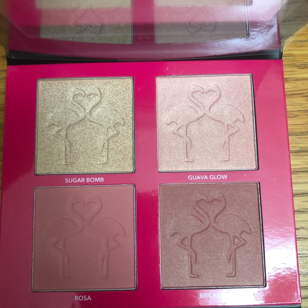 Miami Blush/Highlighter palette